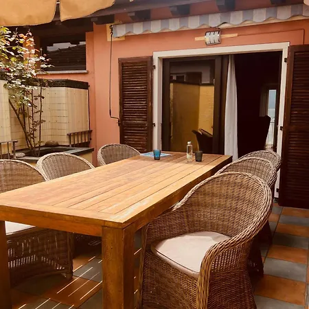 阿斯科纳广场餐厅酒店 阿斯科纳